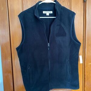 Amazon Essentials Midnight Black Fleece Vest